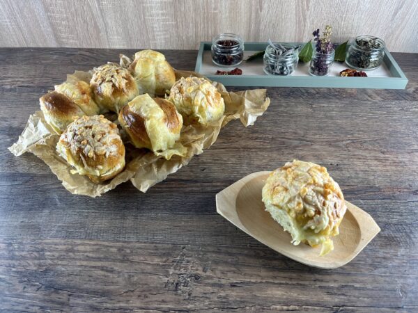 Mentás - Parmezán Sajtos Buci